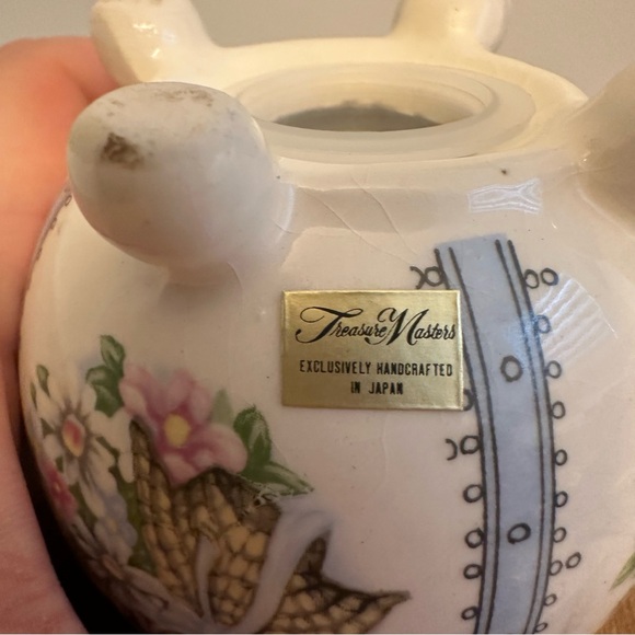 SOLD Vintage Pomander Dog Poodle PedestalFeet Ceramic Treasure Masters Christmas - Picture 4 of 12